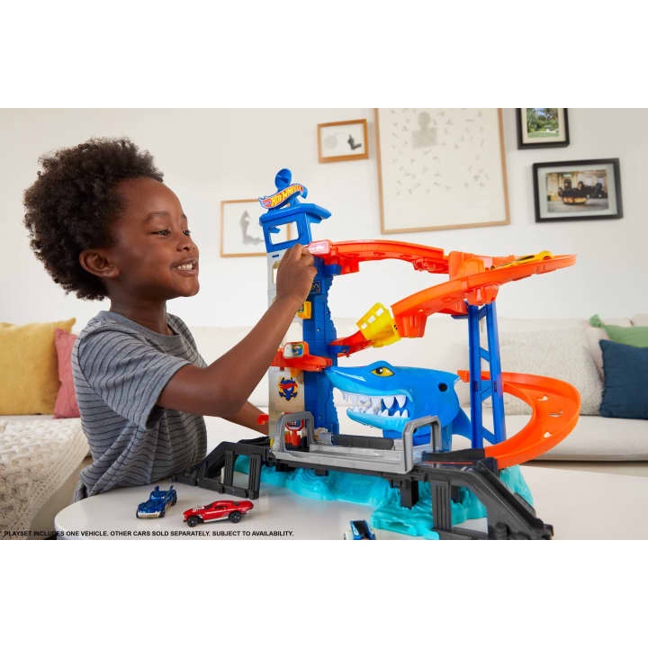 Autotrase Hot Wheels City Attacking Shark Escape HDP06