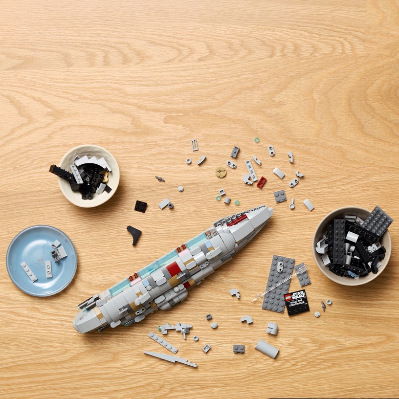 Konstruktor LEGO® Star Wars TM Home One Starcruiser 75405, 559 tk
