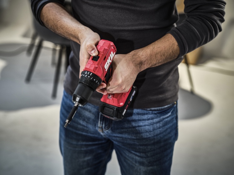 Juhtmeta löökfrees koos akuga Skil 3021RC, 20 V, 2 Ah