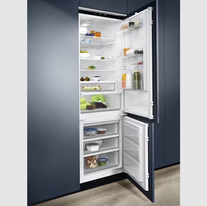 Iebūvējams ledusskapis saldētava apakšā Electrolux ECB7TE70S