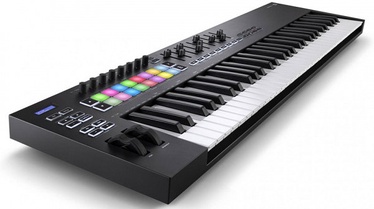 MIDI klaviatuur Novation Launchkey 61, must