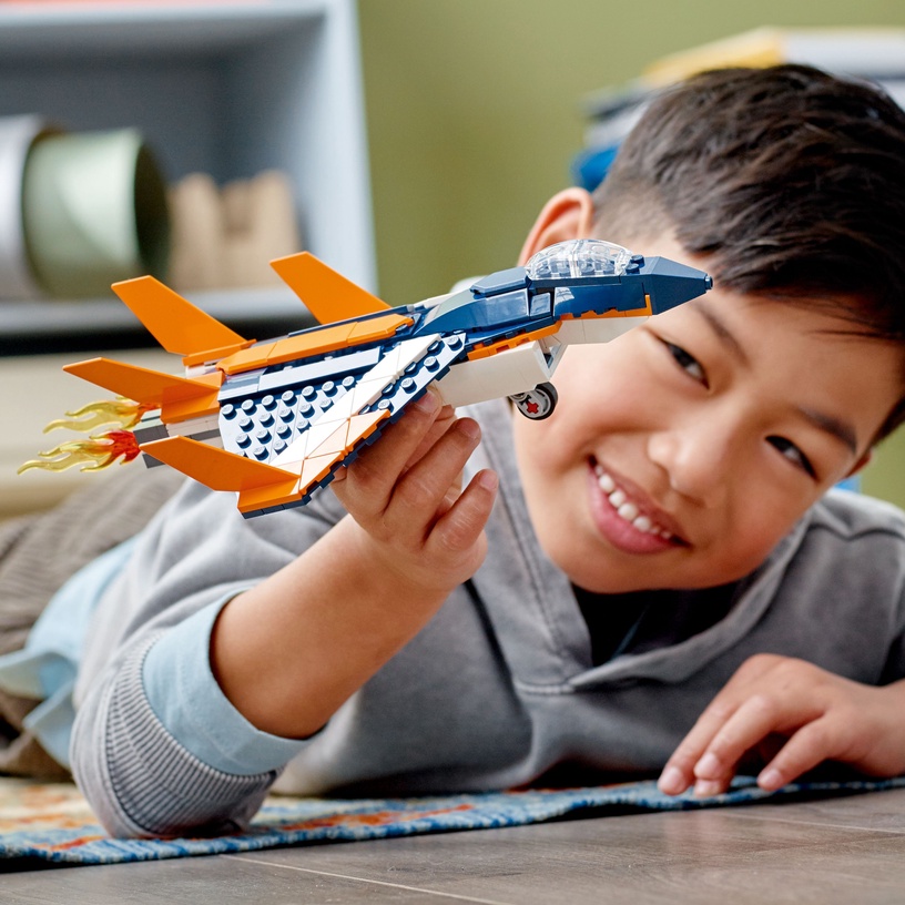 Konstruktors LEGO® Creator 3 v 1 Virsskaņas reaktīvā lidmašīna 31126