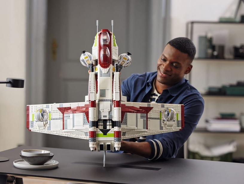 Konstruktor LEGO Star Wars Vabariigi relvalaev™ 75309, 3292 tk