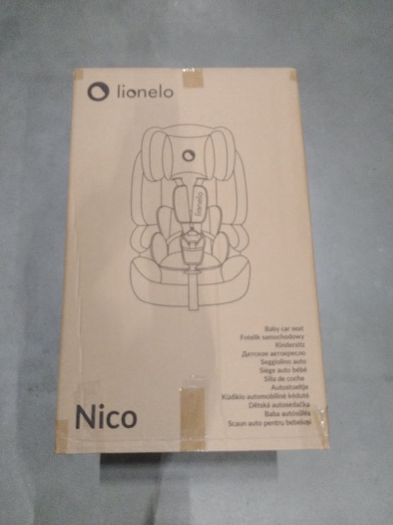 Автомобильное сиденье Lionelo Lars, 15 - 36 kg, черный/темно-серый (поврежденная упаковка)