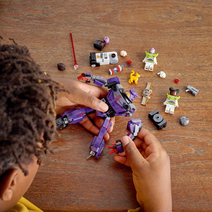 Konstruktors LEGO® │ Disney and Pixar Lightyear Cīņa ar Zurgu 76831, 261 gab.