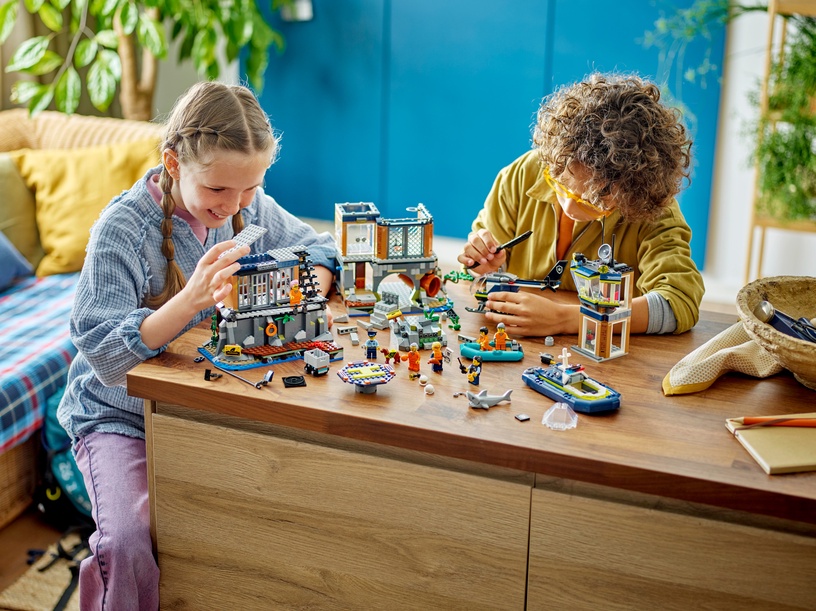 Konstruktor LEGO® City Police Politsei vanglasaar 60419
