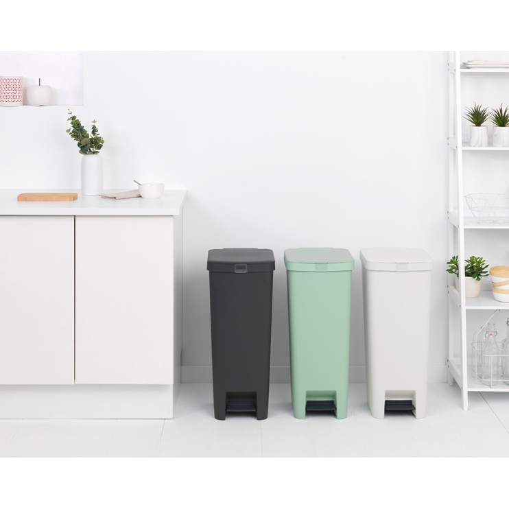 Atkritumu tvertne Brabantia, 40 L l, zaļa