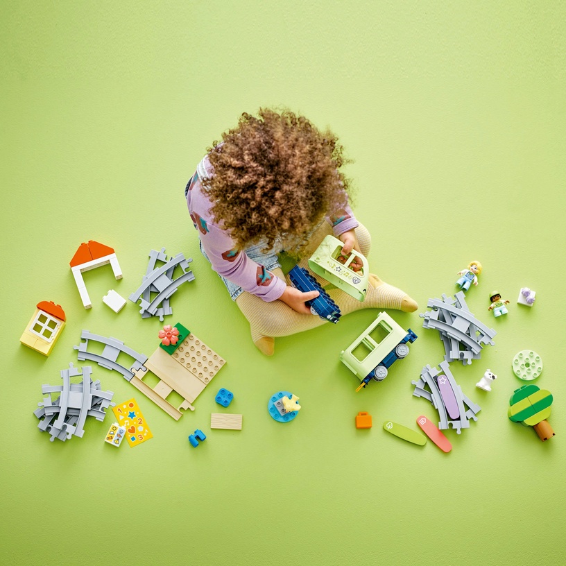 Konstruktor LEGO® Duplo Interaktiivse seikluse rong 10427, 57 tk