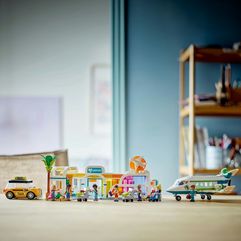 Konstruktor LEGO® Friends Heartlake’i linna lennujaam ja lennuk 42656, 958 tk