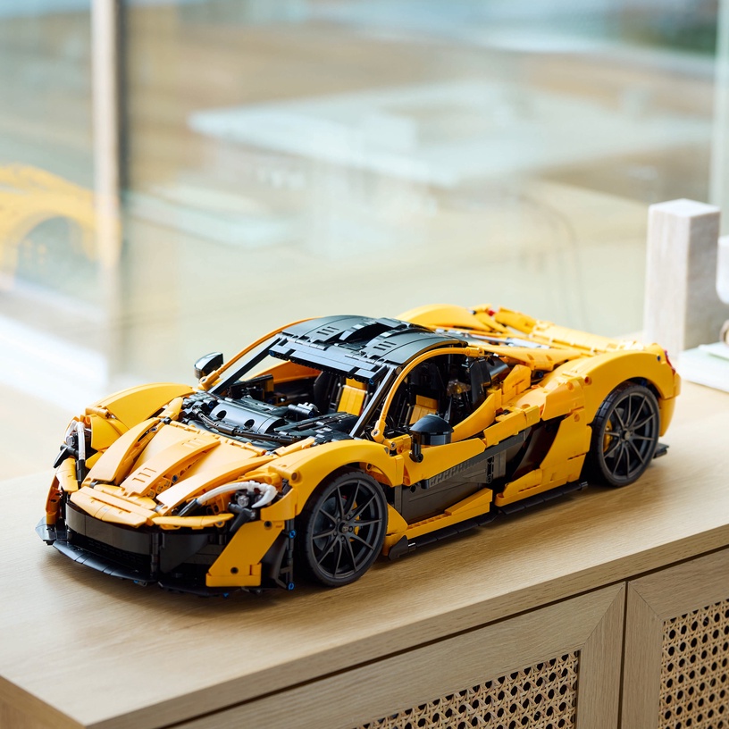 Конструктор LEGO® Technic McLaren P1 42172, 3893 шт.