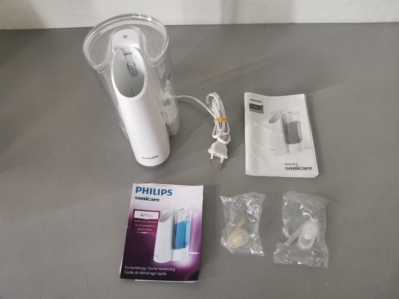 Зарядная станция Philips HX 8460/01 (товар с дефектом/недостатком)