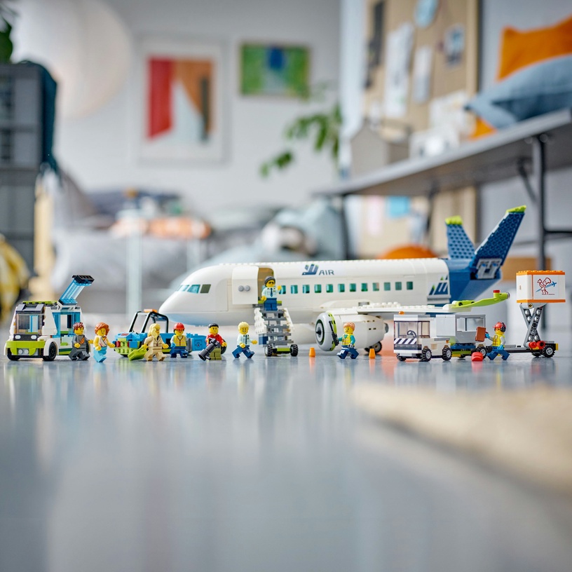 Konstruktors LEGO® City Pasažieru lidmašīna 60367, 930 gab.