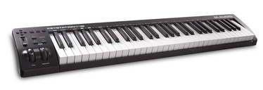 Süntesaator M-Audio 61 MK3 MIDI, valge/must
