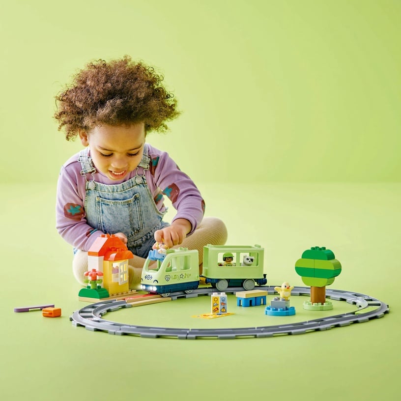 Konstruktor LEGO® Duplo Interaktiivse seikluse rong 10427, 57 tk