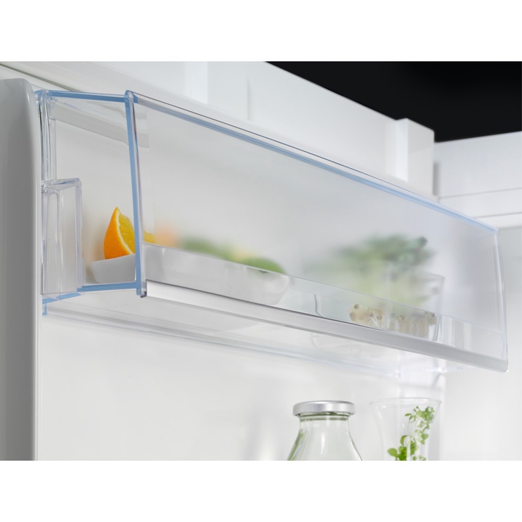 Iebūvējams ledusskapis Electrolux LNT3LF14S, saldētava apakšā