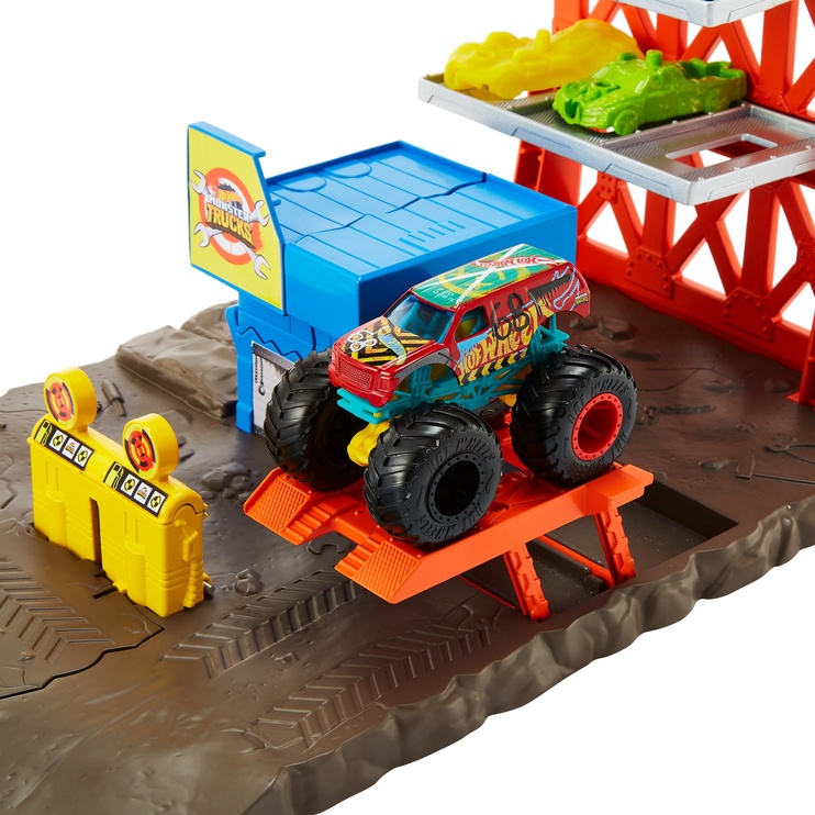 Komplekts Mattel Hot Wheels Monster Trucks Blast Station Playset