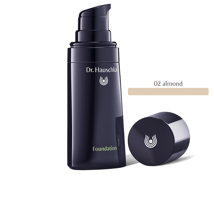 Grima bāze Dr.Hauschka F02 Almond, 30 ml