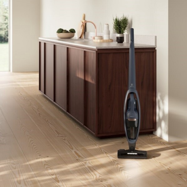 Putekļsūcējs - slota Electrolux 500 sērija ES52B25WET, 2000 mAh