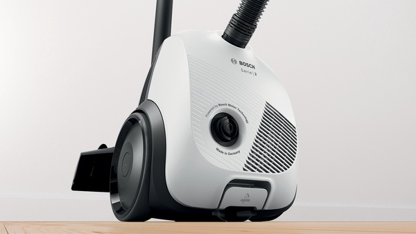 Putekļu sūcējs Bosch BGLS2LW1