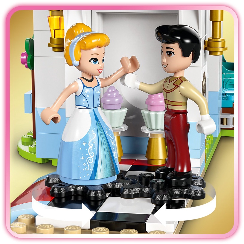 Konstruktor LEGO® City Tuhkatriinu loss ja hobusevanker 43275, 596 tk