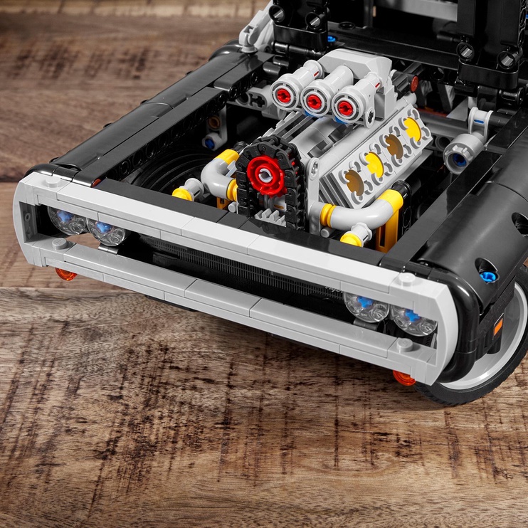 Konstruktor LEGO® Technic Dom's Dodge Charger 42111, 1077 tk