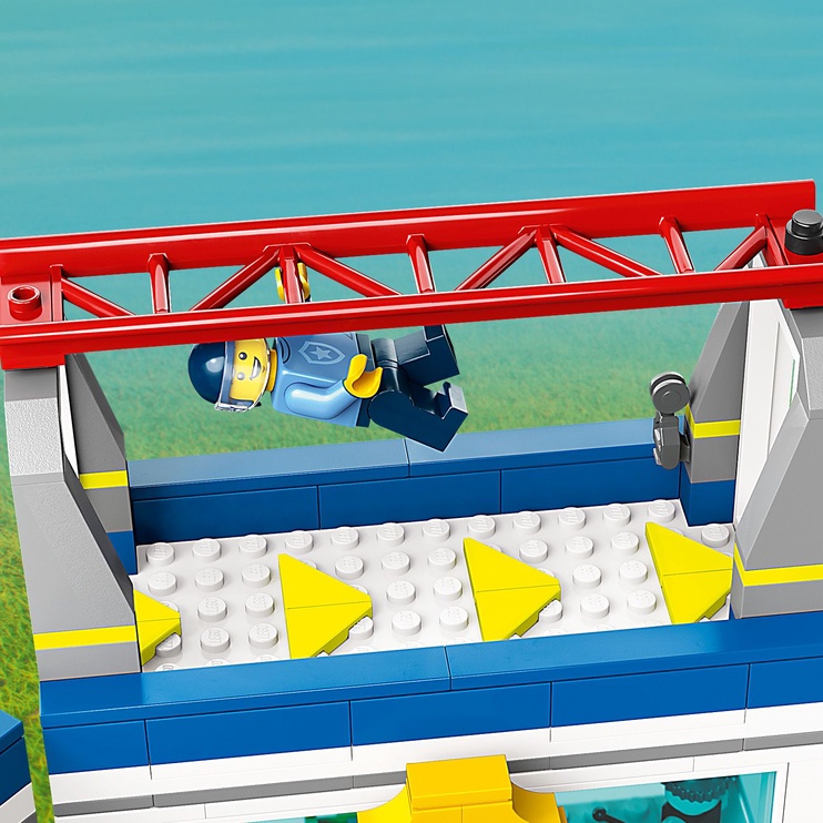 Konstruktors LEGO® City Policijas treniņu akadēmija 60372, 823 gab.