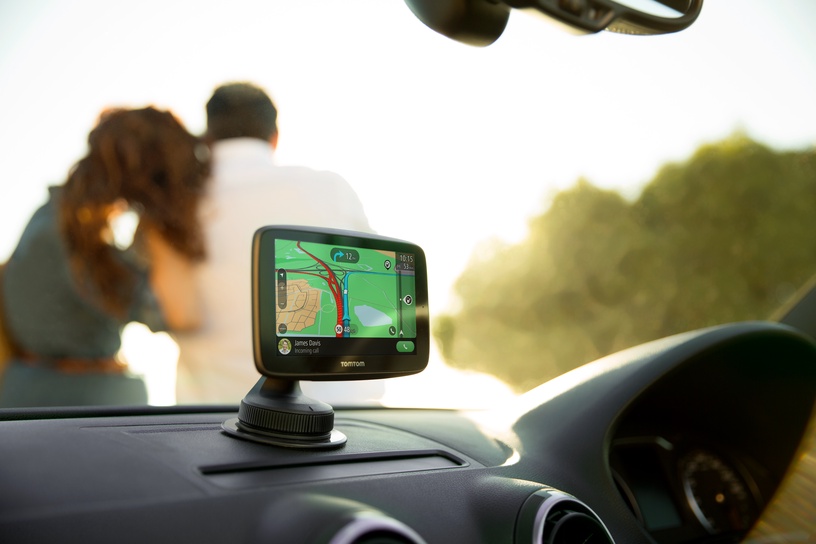 GPS navigācija Tomtom TomTom GO Essential 6"