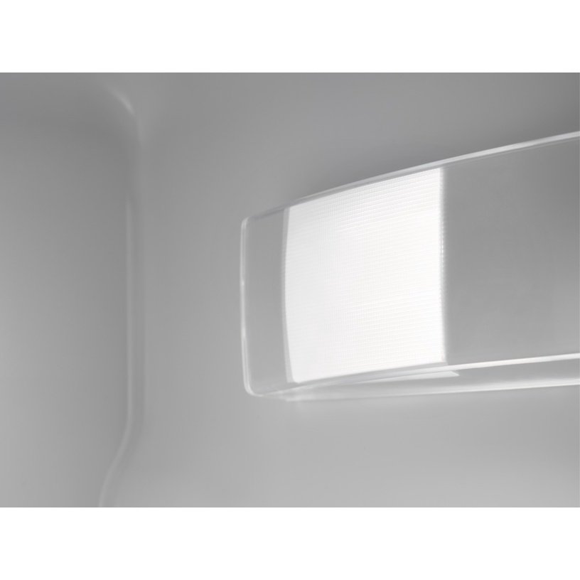 Integreeritav külmik sügavkülmik sees Electrolux 600 seeria LFB3AE82R