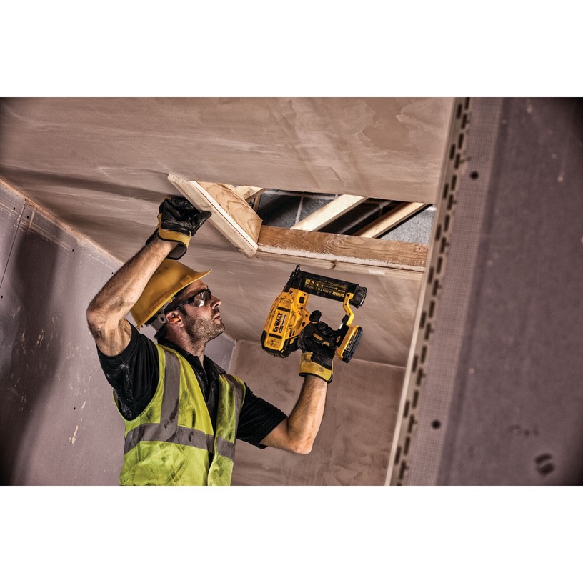 Naelapüstol Dewalt DCN680D2-QW, 18 V, 2.4 kg