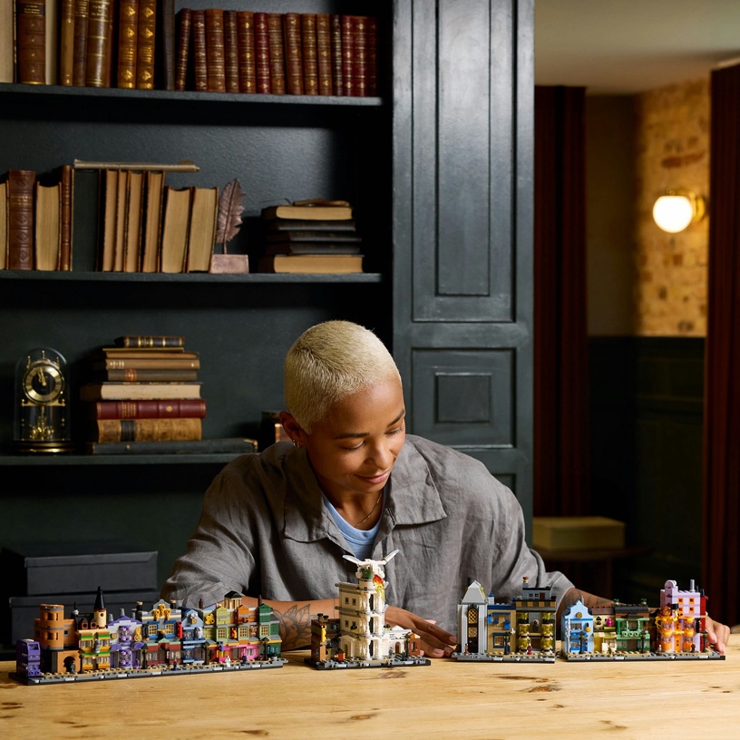Konstruktor LEGO® Harry Potter Diagoni põiktänava võluripoed 76444, 2750 tk