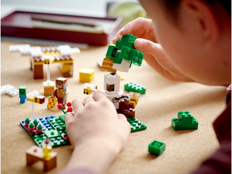 Konstruktor LEGO® Minecraft® Mesilasemajake 21241, 254 tk