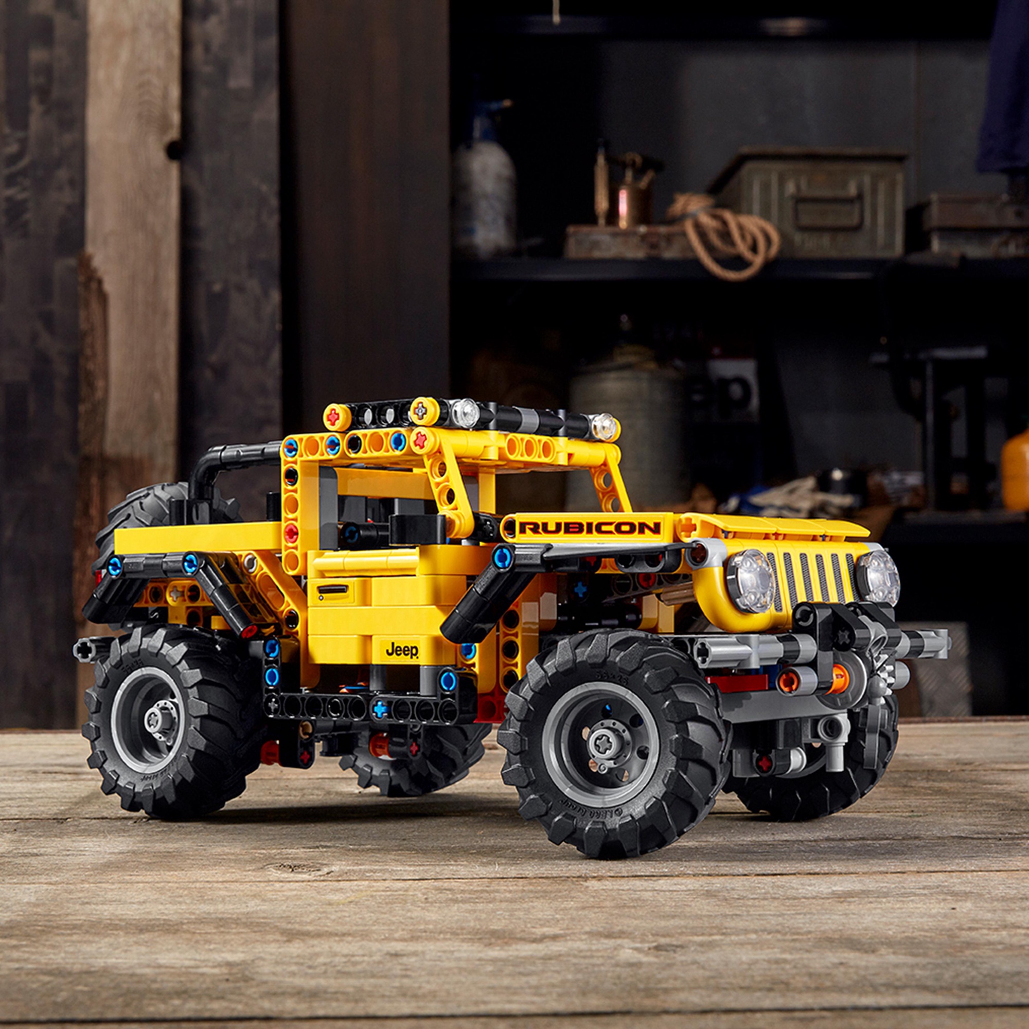 lego technic yellow jeep