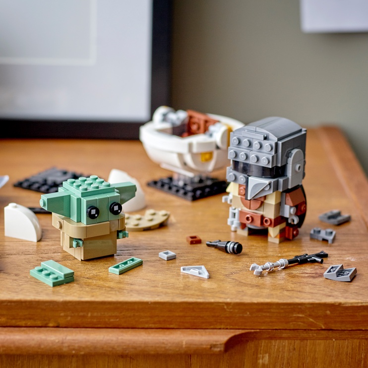 Konstruktor LEGO Star Wars The Mandalorian™ & the Child 75317