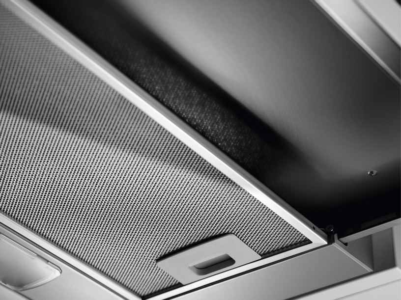 Встроенная вытяжка Electrolux 300 serija LFP226S