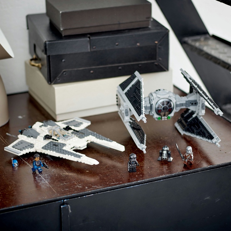 Konstruktor LEGO Star Wars Mandaloori kihvade võitleja vs. TIE Interceptor™ 75348