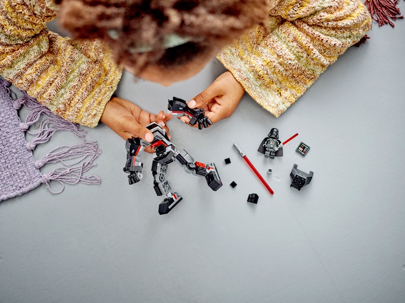 Konstruktor LEGO® Star Wars™ Darth Vader™-i robot 75368, 139 tk