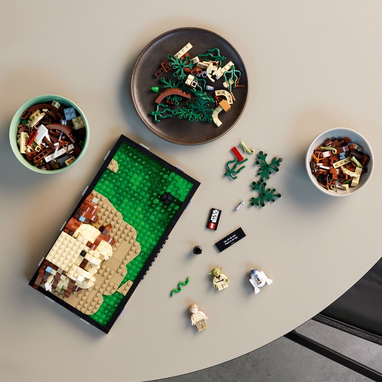 Konstruktors LEGO Star Wars Diorāma: džedu treniņi uz planētas Dagobah™ 75330