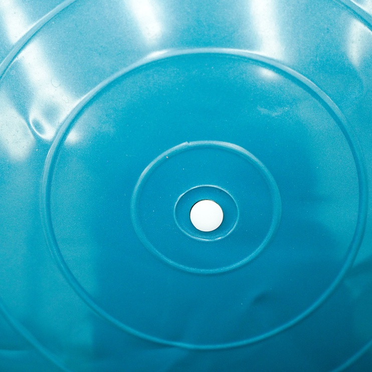 Vingrošanas bumbas Outliner, zila, 550 mm