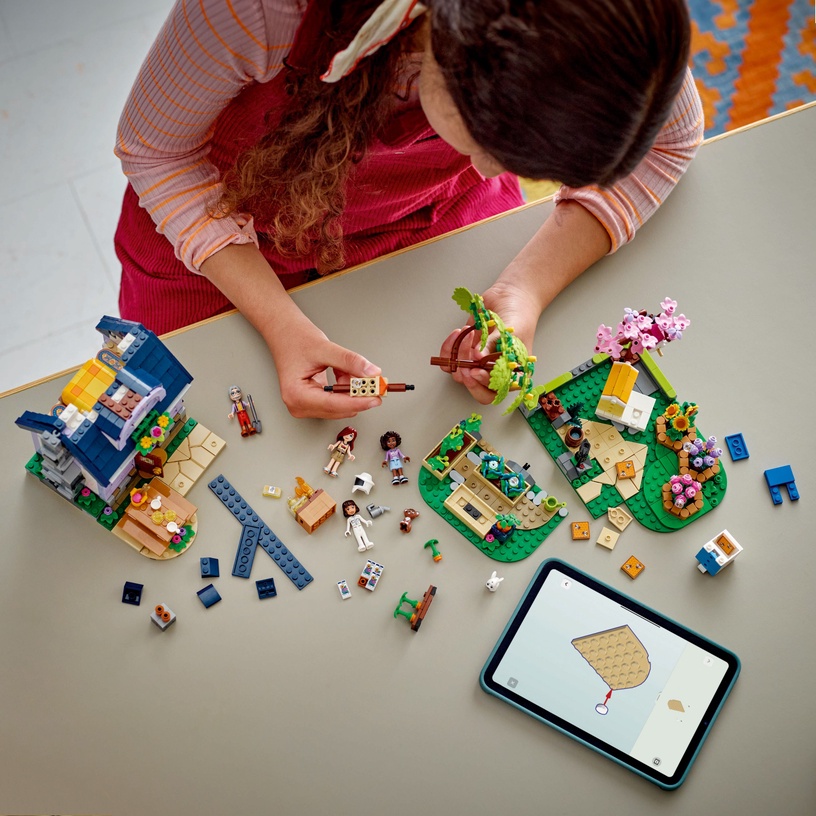 Konstruktor LEGO®Friends Mesiniku maja ja lilleaed 42669, 1161 tk