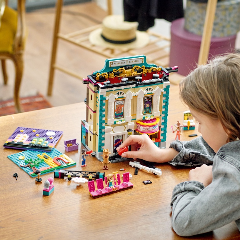 Konstruktor LEGO® Friends Andrea Teatrikool 41714, 1154tk