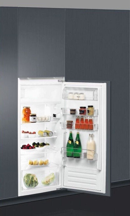 Встраиваемый холодильник с камерой внутри Whirlpool ARG 7341