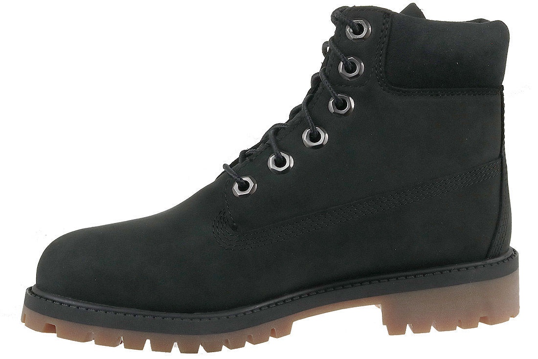 black construction timberlands