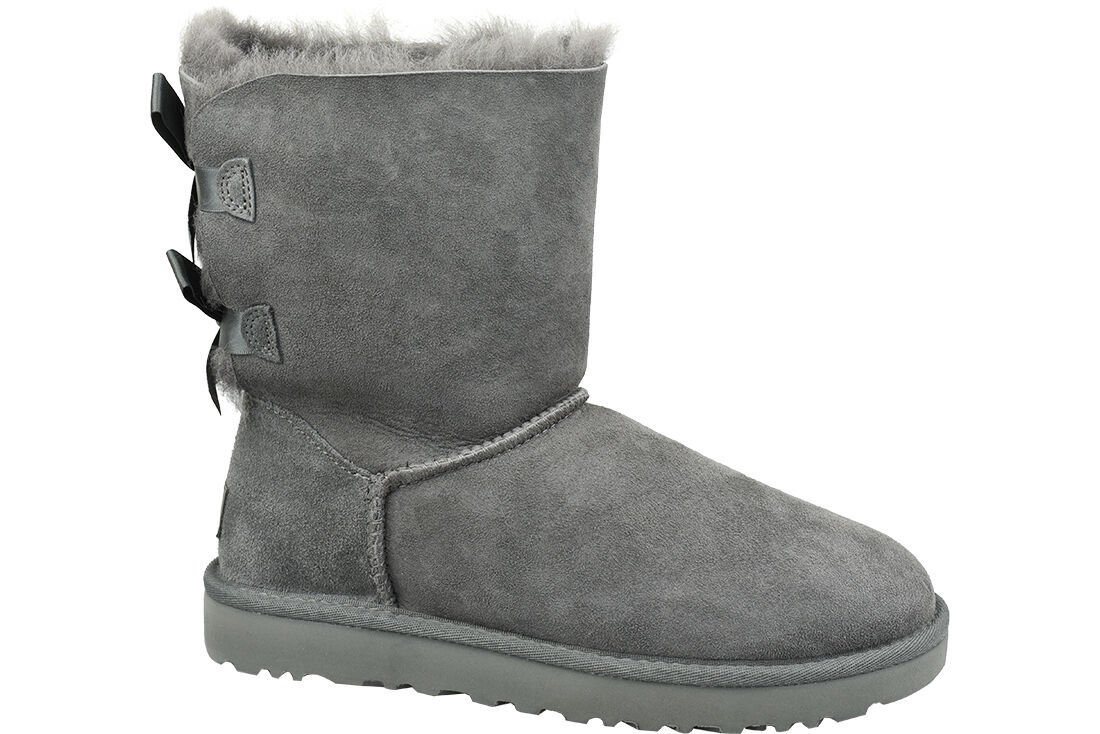 bow uggs black