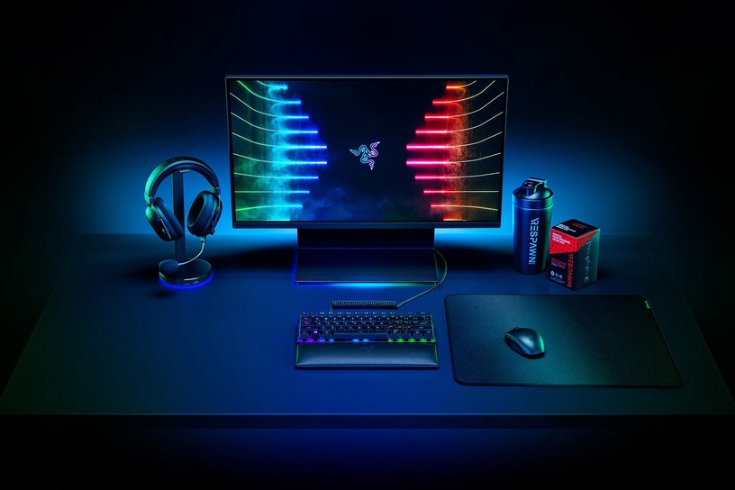 Коврик для мыши Razer Strider-L, 45 см x 40 см x 0.3 см, черный