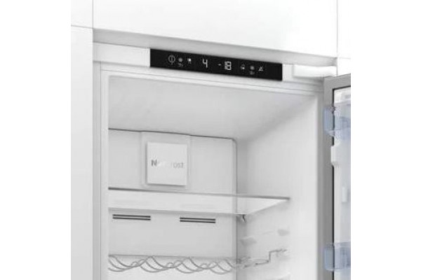Iebūvējams ledusskapis saldētava apakšā Beko BCNA306E3SN
