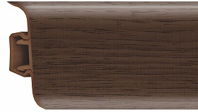 PLASTIC SKIRTING 2.5 M 176