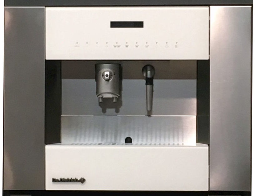 Iebūvēts kafijas automāts De Dietrich DED700W