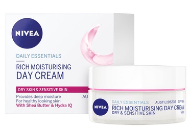 Nivea SPF15 Nourishing Day Cream 50ml