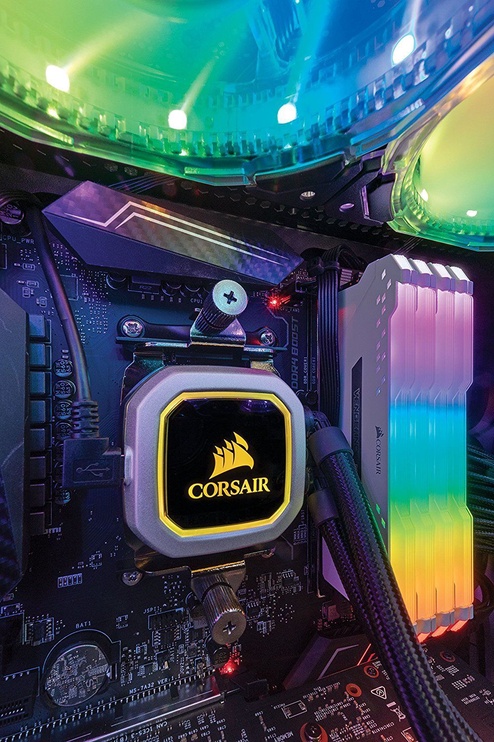 Operatyvioji atmintis (RAM) Corsair Vengeance RGB Pro White, DDR4, 32 GB, 2666 MHz