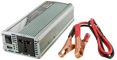 Whitenergy Power Inverter 24V DC To 230V AC USB 800W